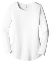 Load image into Gallery viewer, Women&#39;s Long Sleeve Tunic Tee
